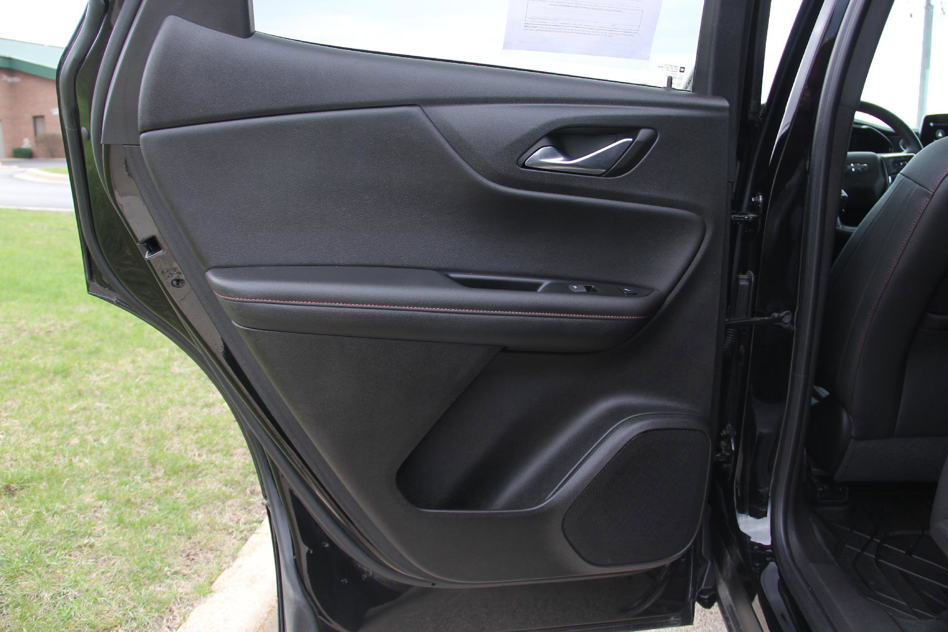Certified 2023 Chevrolet Blazer RS w/ Driver Confidence II Package image 14