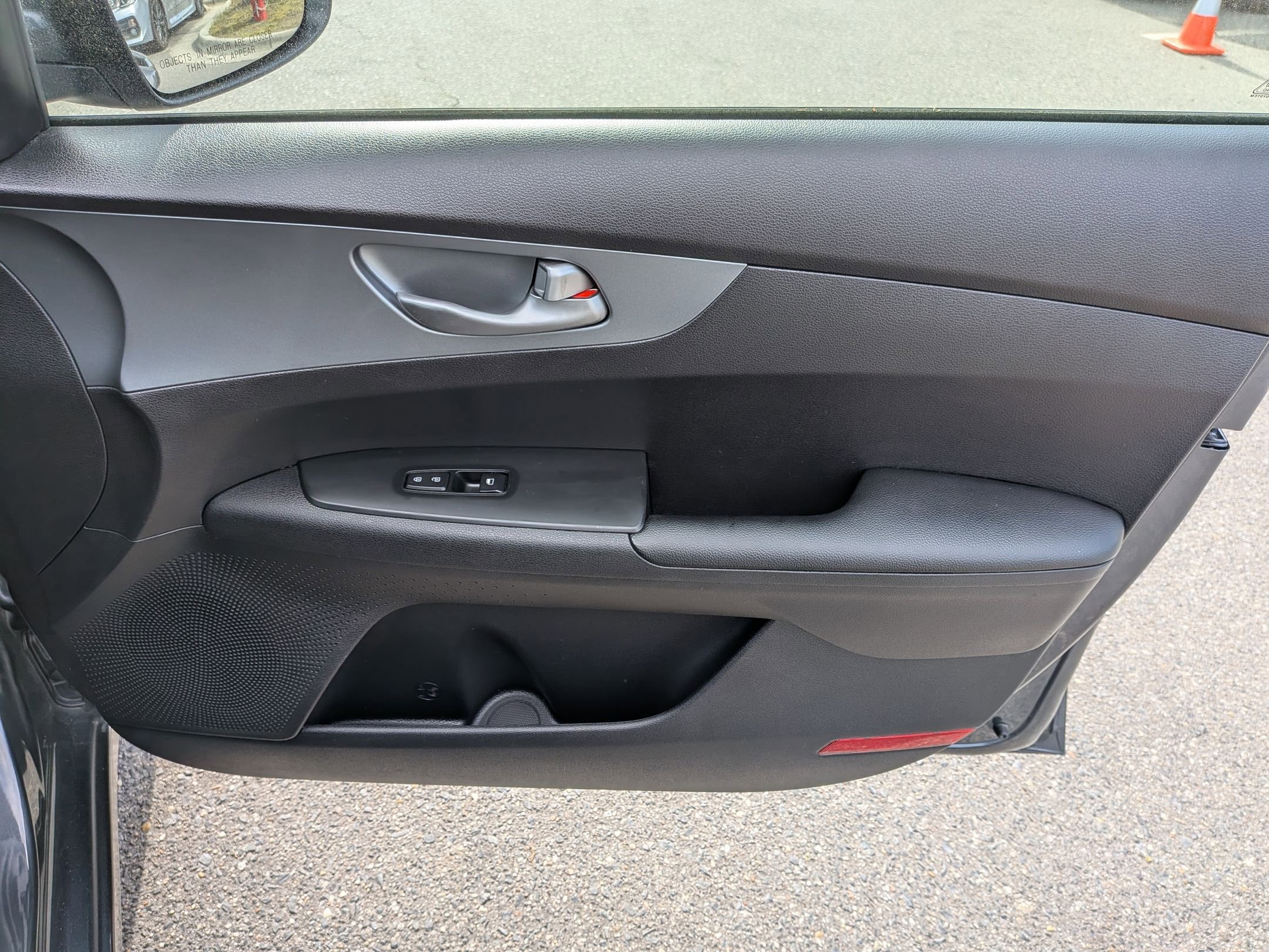 Used 2021 Kia Forte LXS image 32