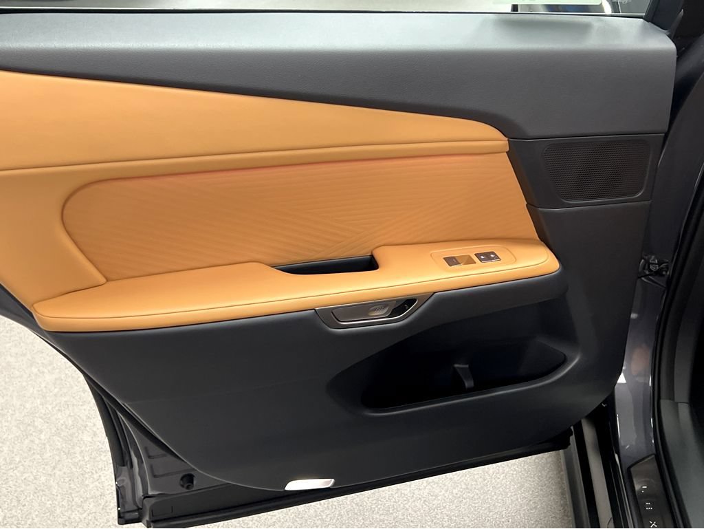 New 2026 Lexus ES 500e w/ Convenience Package AWD/4WD image 18