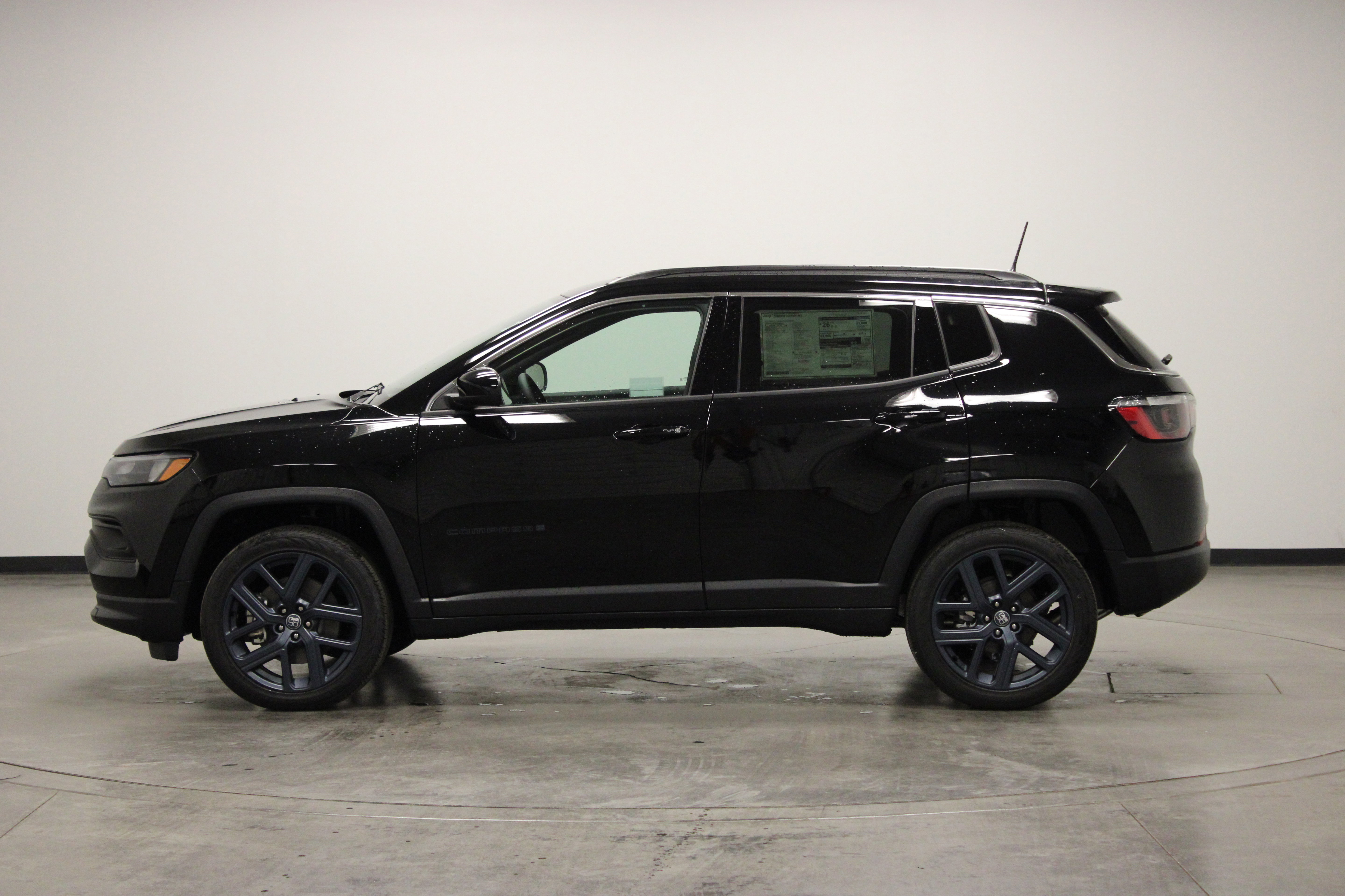 New 2026 Jeep Compass Latitude AWD/4WD image 5