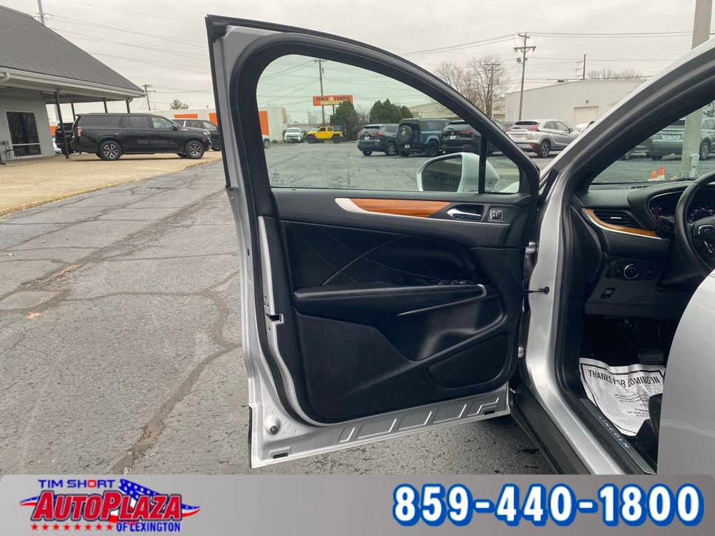 Used 2019 Lincoln MKC Select w/ Select Plus Package image 46