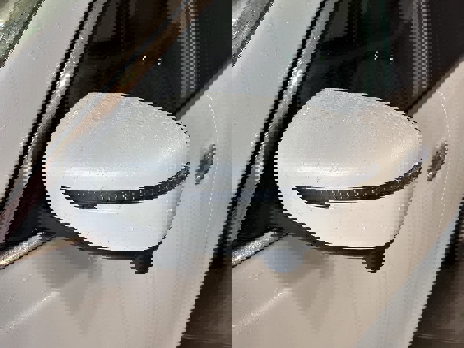 Used 2016 Nissan Rogue SV w/ SV Premium Package image 16