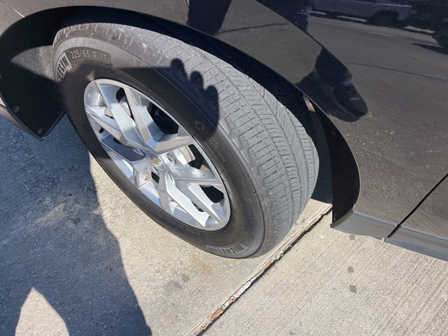 Used 2023 Chevrolet Equinox LT image 31