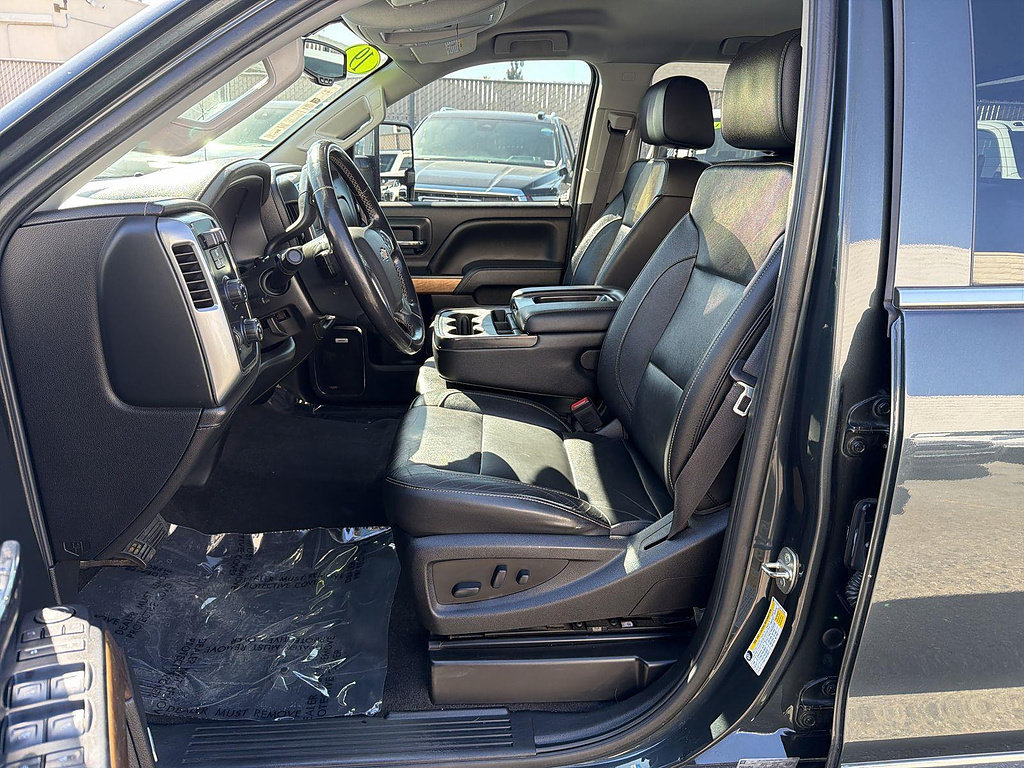 Used 2019 Chevrolet Silverado 2500 LTZ w/ Duramax Plus Package AWD/4WD image 17
