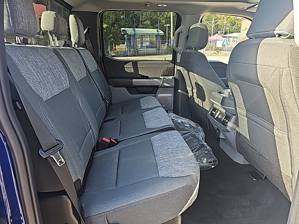 New 2026 Ford F250 XLT w/ XLT Premium Package image 16