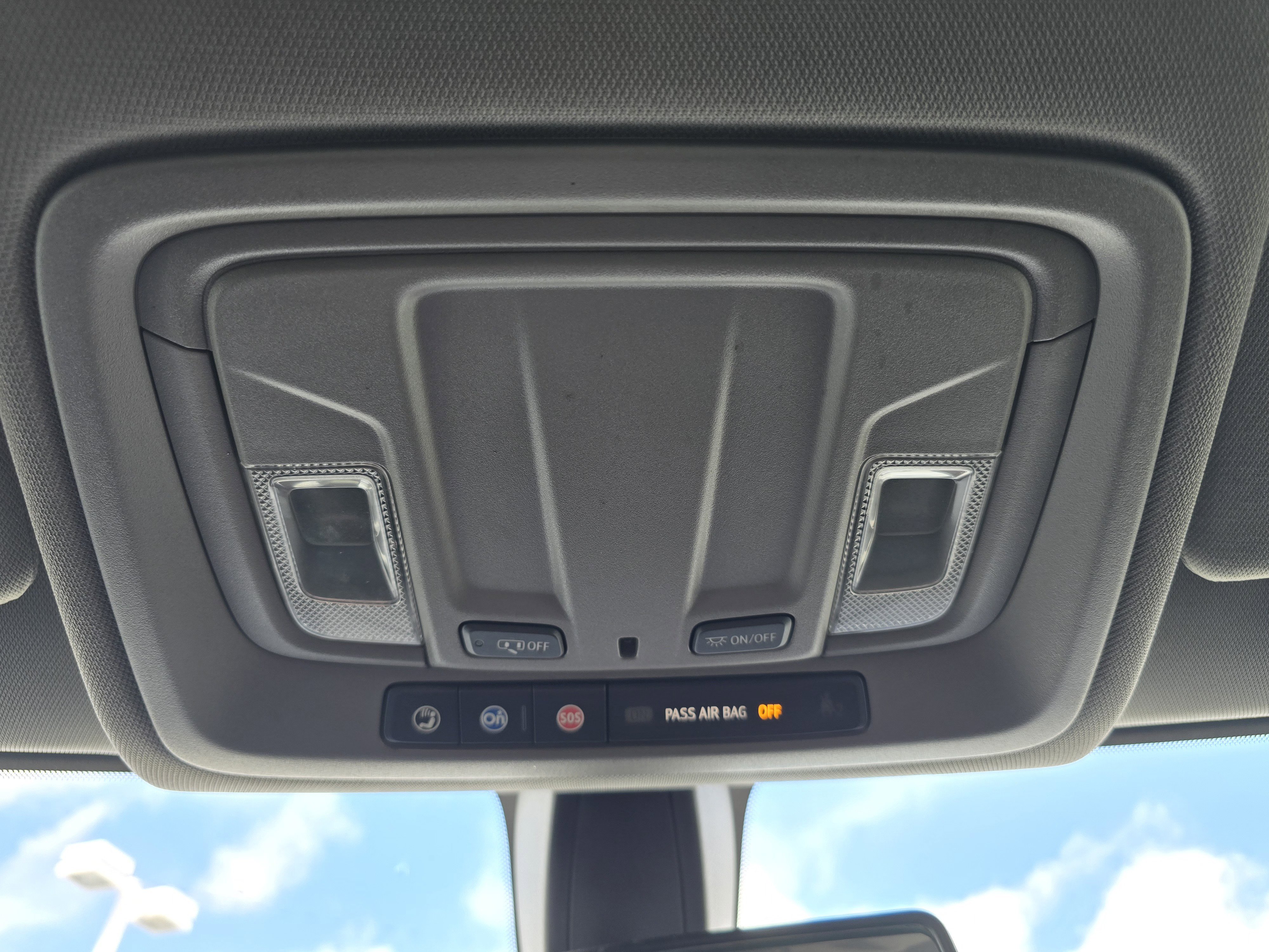 Used 2020 Chevrolet Silverado 1500 Custom w/ Custom Value Package image 29