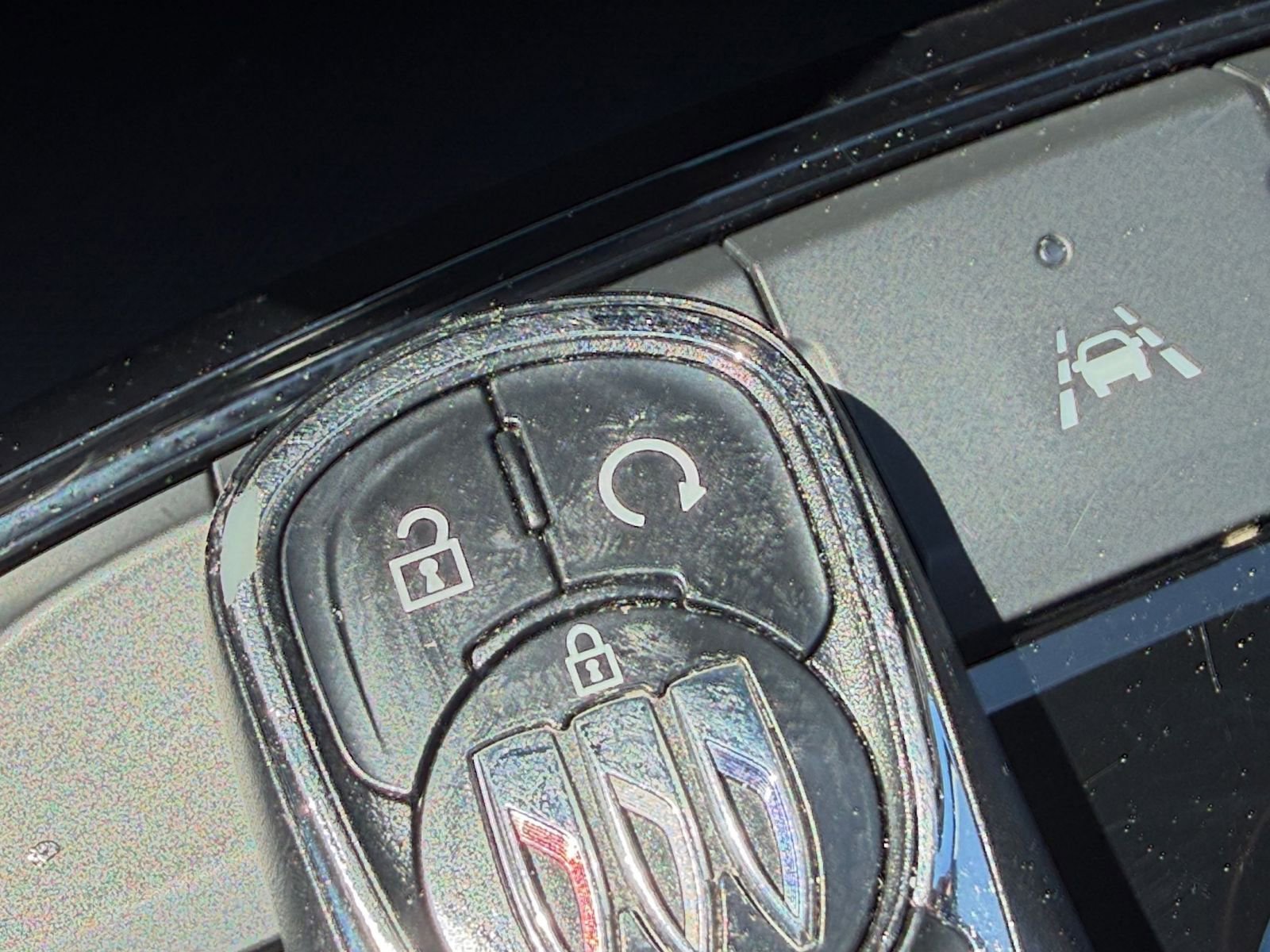 Used 2025 Buick Envista Sport Touring FWD image 23