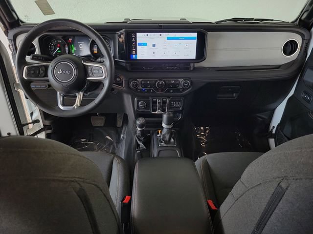 Used 2024 Jeep Wrangler Unlimited Sahara image 22