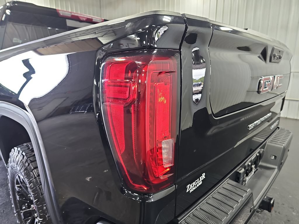 Used 2022 GMC Sierra 1500 AT4X AWD/4WD image 35