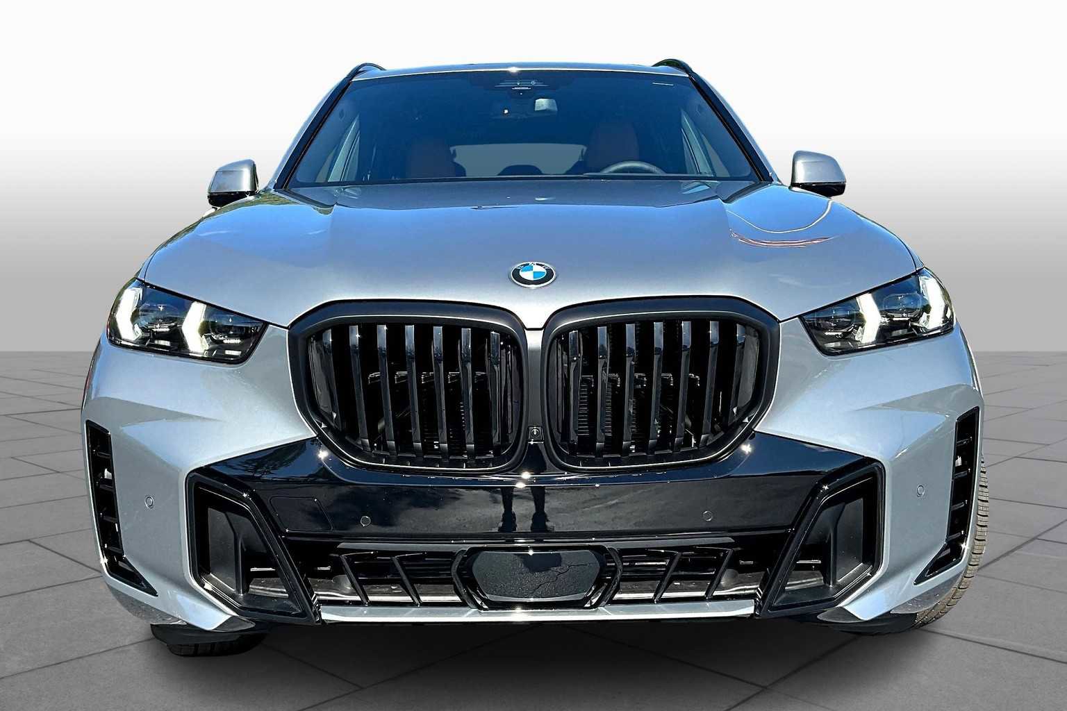 New 2026 BMW X5 xDrive40i w/ Executive Package image 3