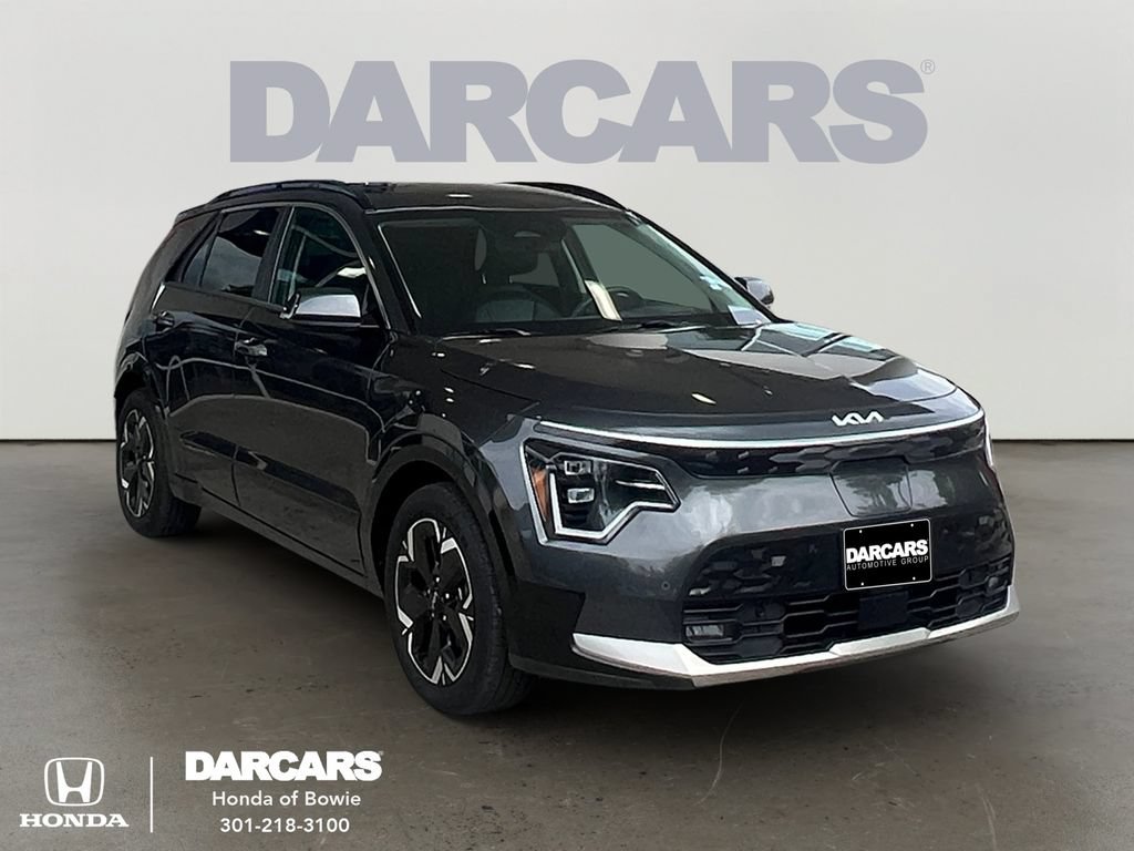 Used 2023 Kia Niro Wave w/ Wave Preserve Package