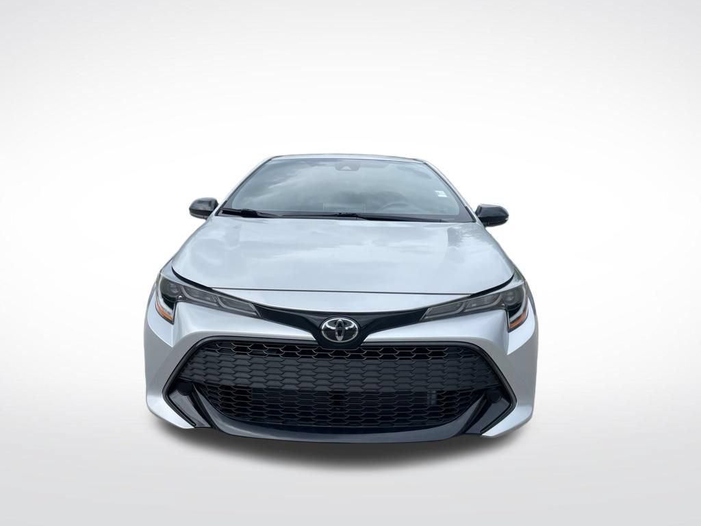 Used 2021 Toyota Corolla Hatchback FWD image 3