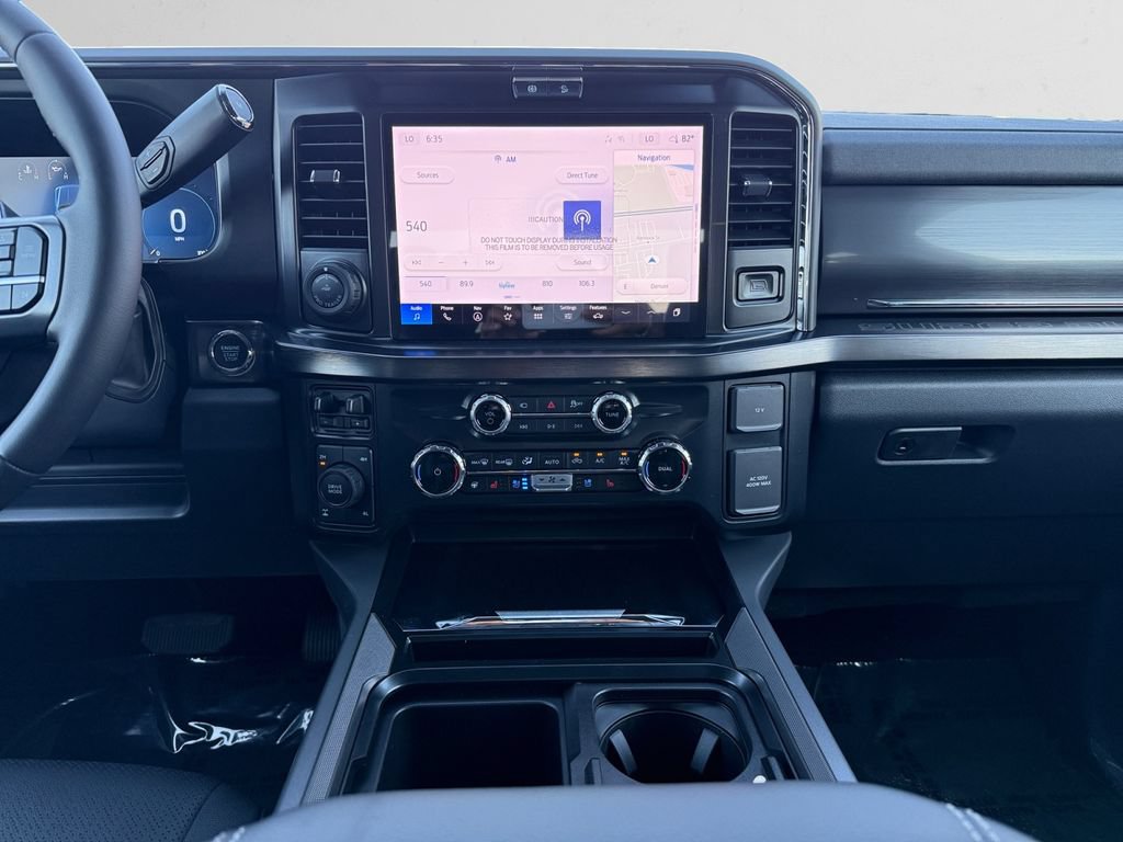 New 2026 Ford F250 Lariat w/ Black Appearance Package AWD/4WD image 12