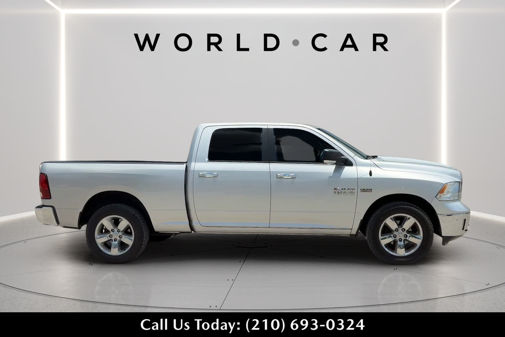 Used 2016 RAM 1500 Lone Star AWD/4WD image 2