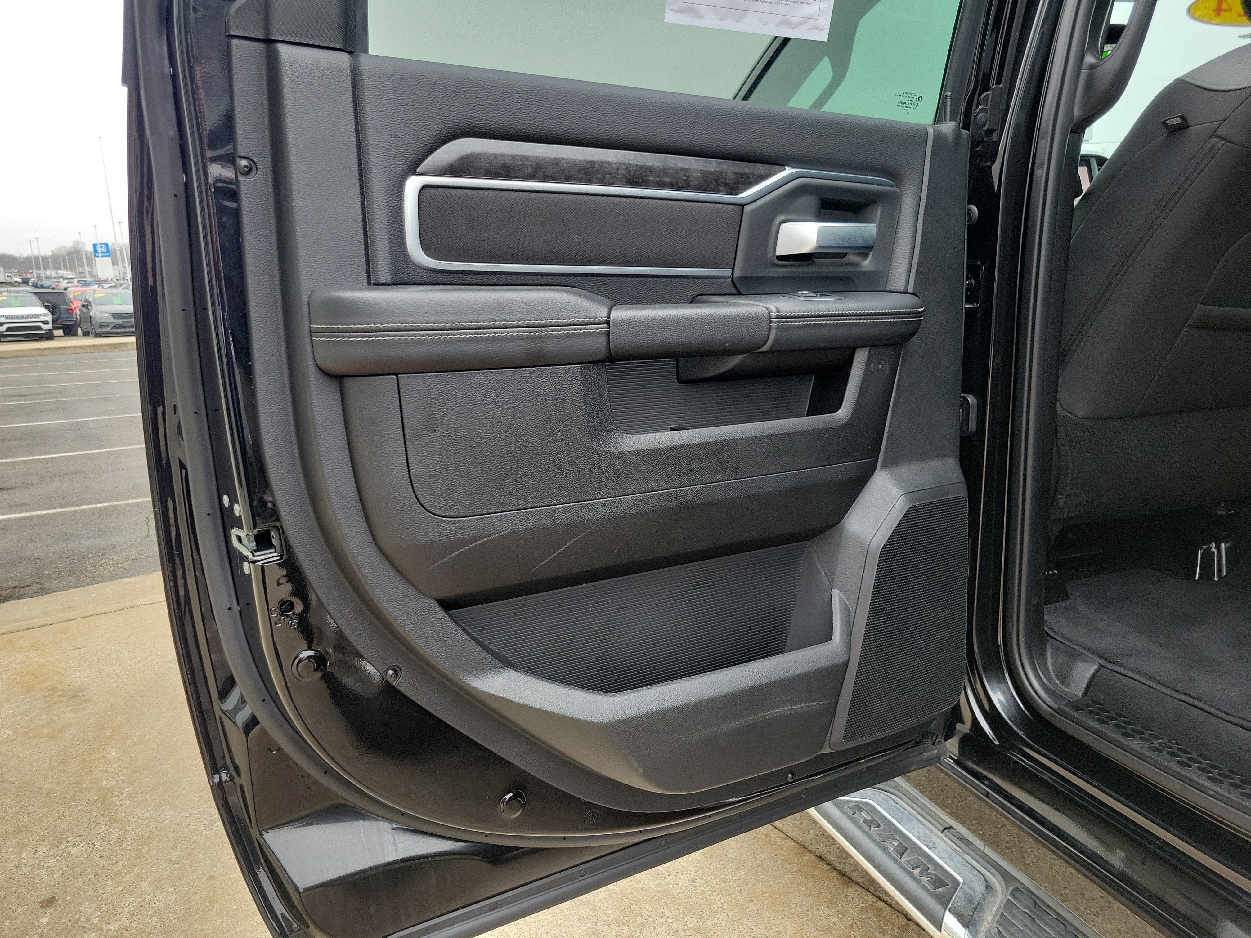 Used 2024 RAM 2500 Big Horn w/ Bed Utility Group image 17