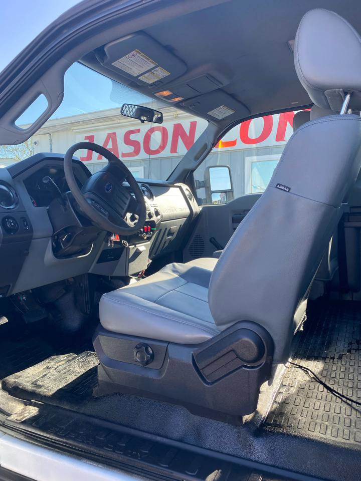 Used 2013 Ford F350 XL w/ Skid Plate Pkg image 10