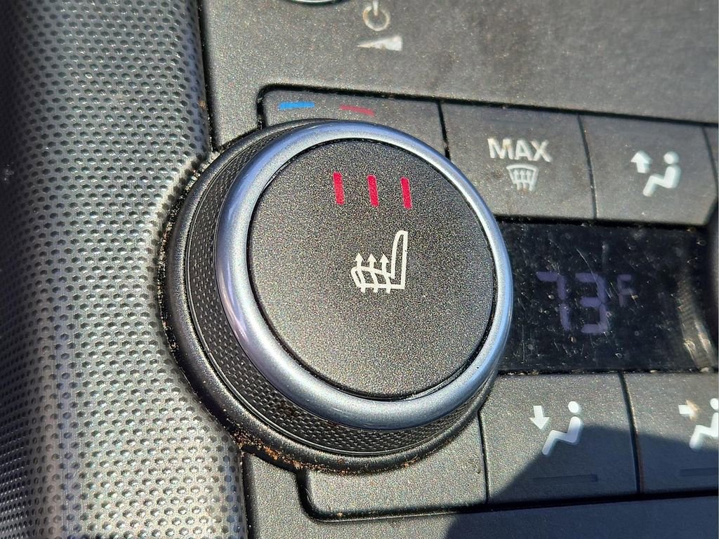 Used 2019 Land Rover Range Rover Evoque SE image 26