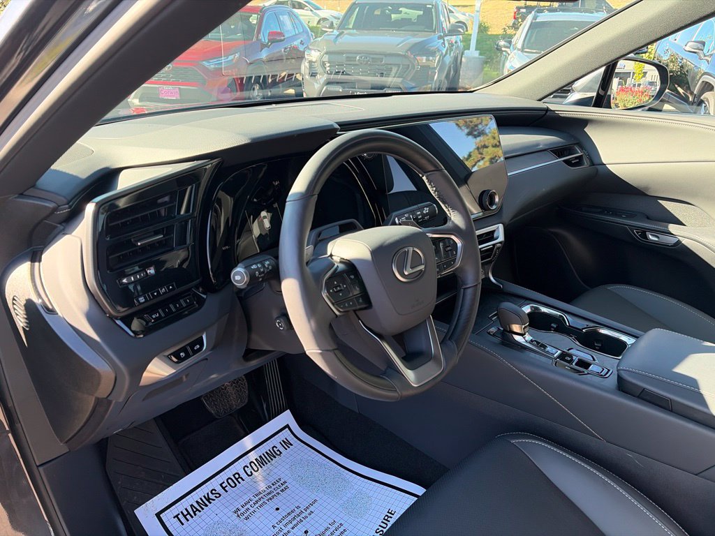 Used 2026 Lexus RX 350 Premium w/ Convenience Package FWD image 24