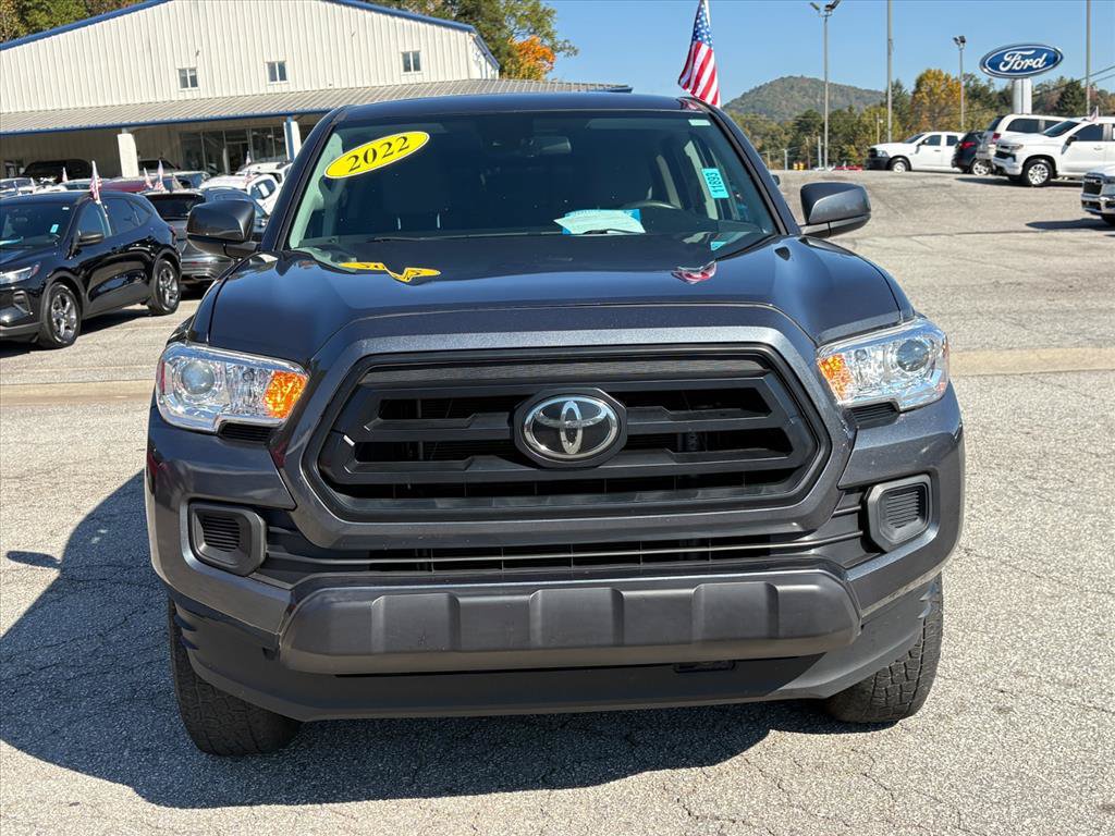 Used 2022 Toyota Tacoma SR AWD/4WD image 2