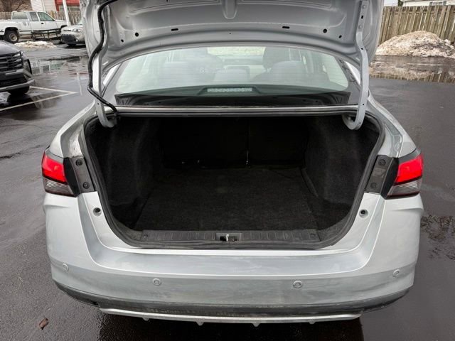 Used 2021 Nissan Versa SV image 18