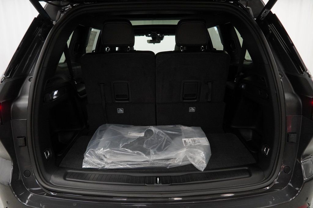 New 2025 Jeep Grand Cherokee L Limited image 34