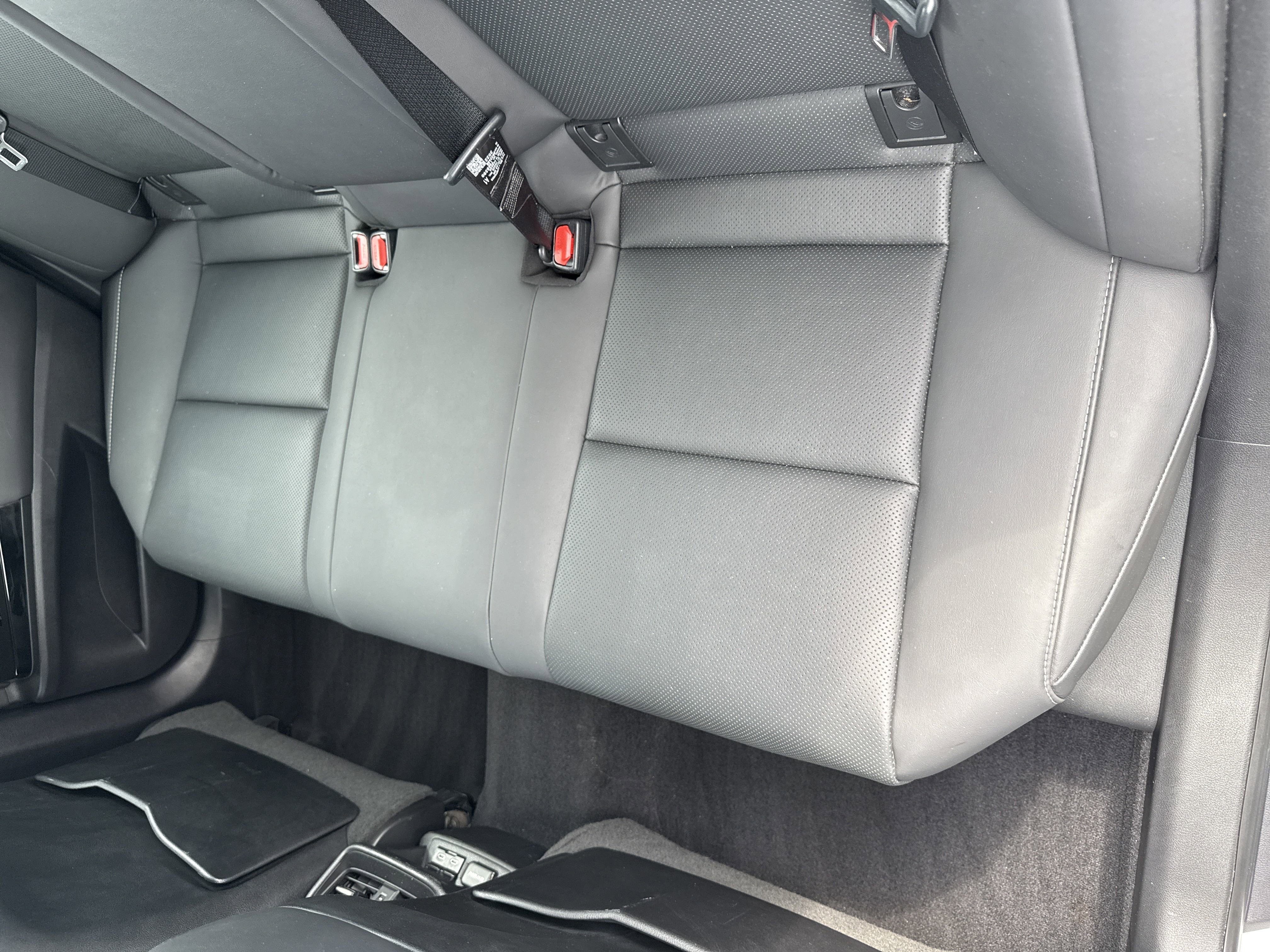 Used 2022 Lexus ES 300h w/ Premium Package image 22