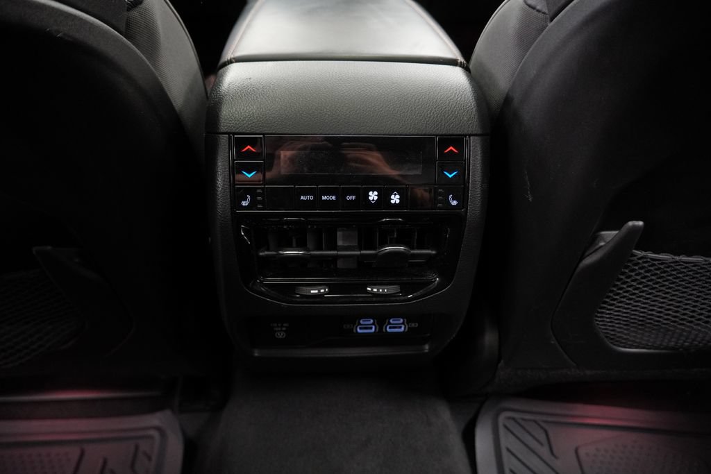 Certified 2022 Jeep Grand Cherokee Summit w/ Adv Protech Group IV AWD/4WD image 31