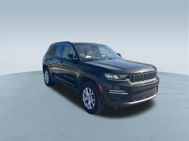 Used 2022 Jeep Grand Cherokee Limited w/ Luxury Tech Group II image 10