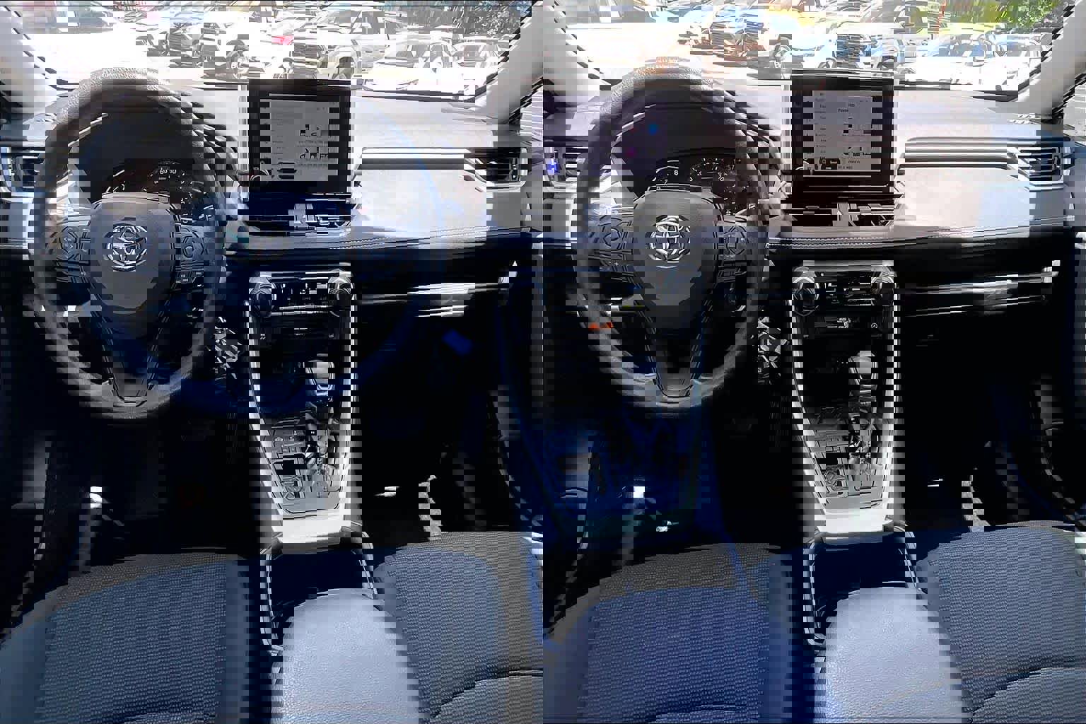 Used 2024 Toyota RAV4 LE FWD image 15