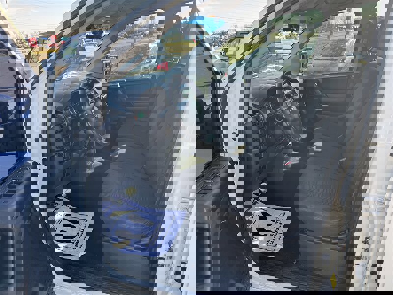 Used 2012 Nissan Titan SV image 12