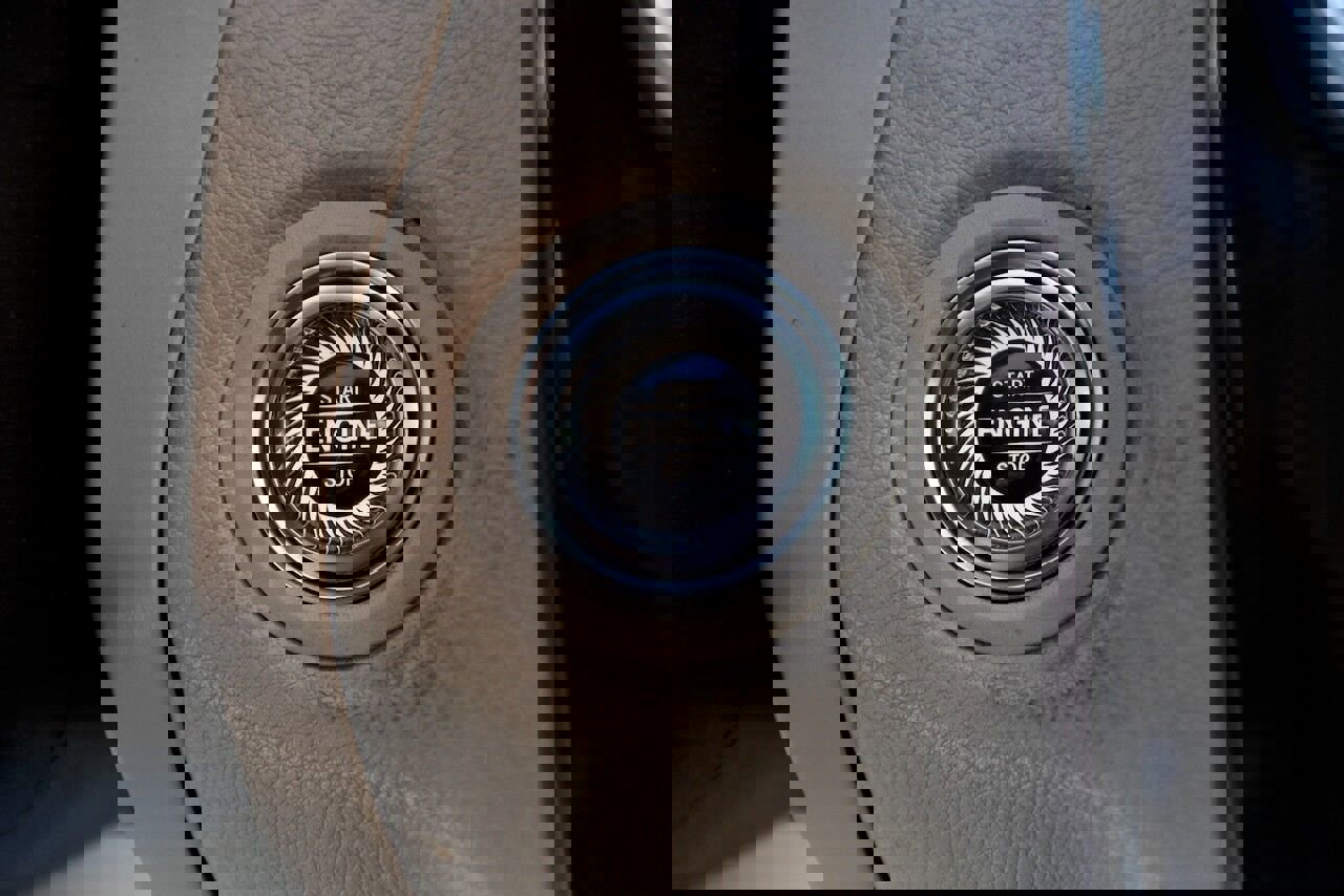 Used 2021 Mercedes-Benz C 300 4MATIC Sedan w/ Premium Package image 27