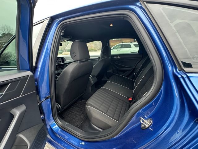 Used 2022 Volkswagen Jetta Sport image 18