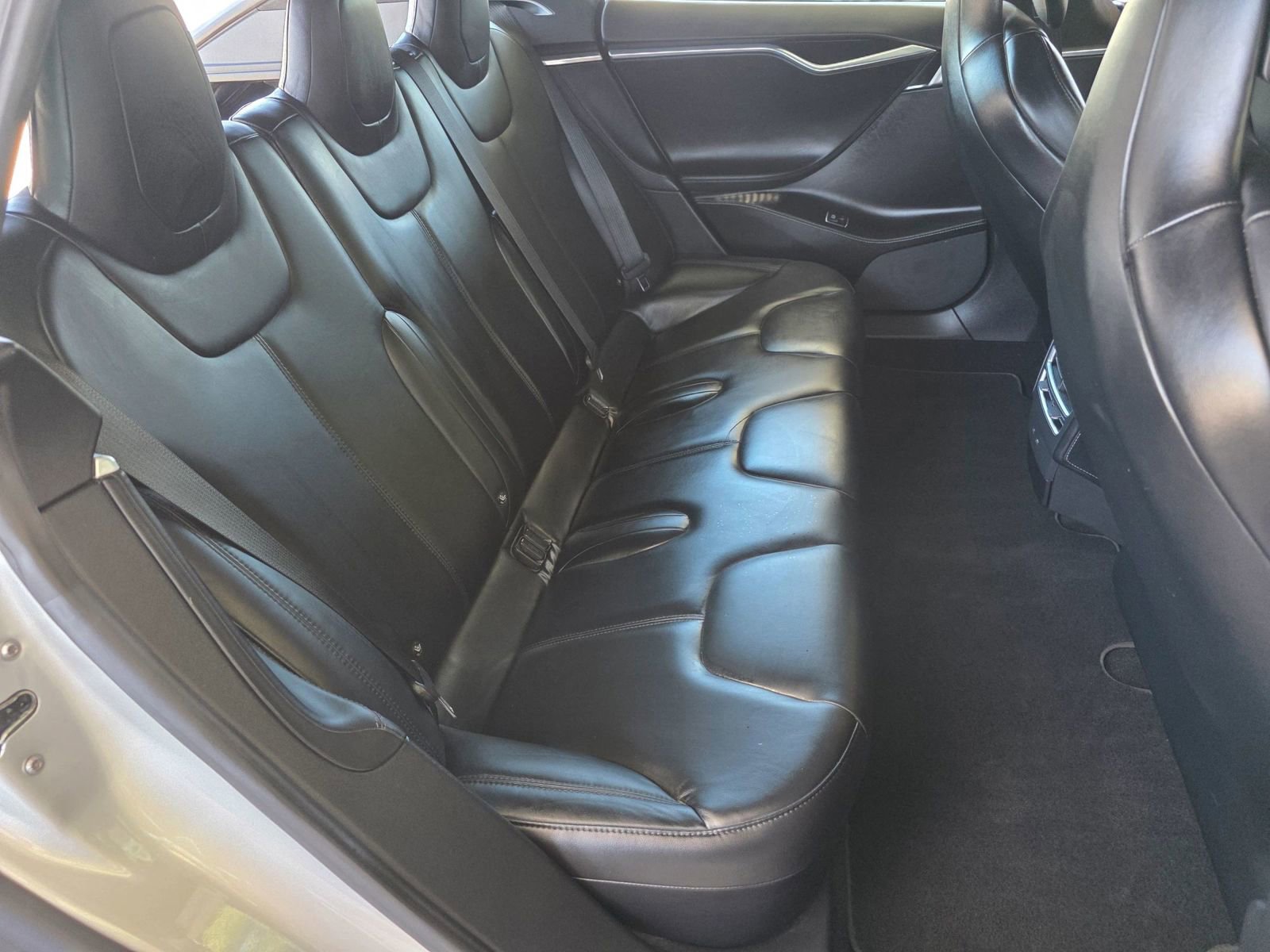 Used 2017 Tesla Model S 75 image 32