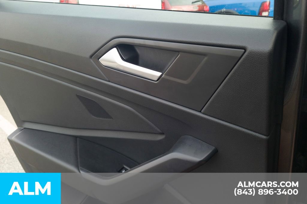 Used 2024 Volkswagen Jetta SE image 22