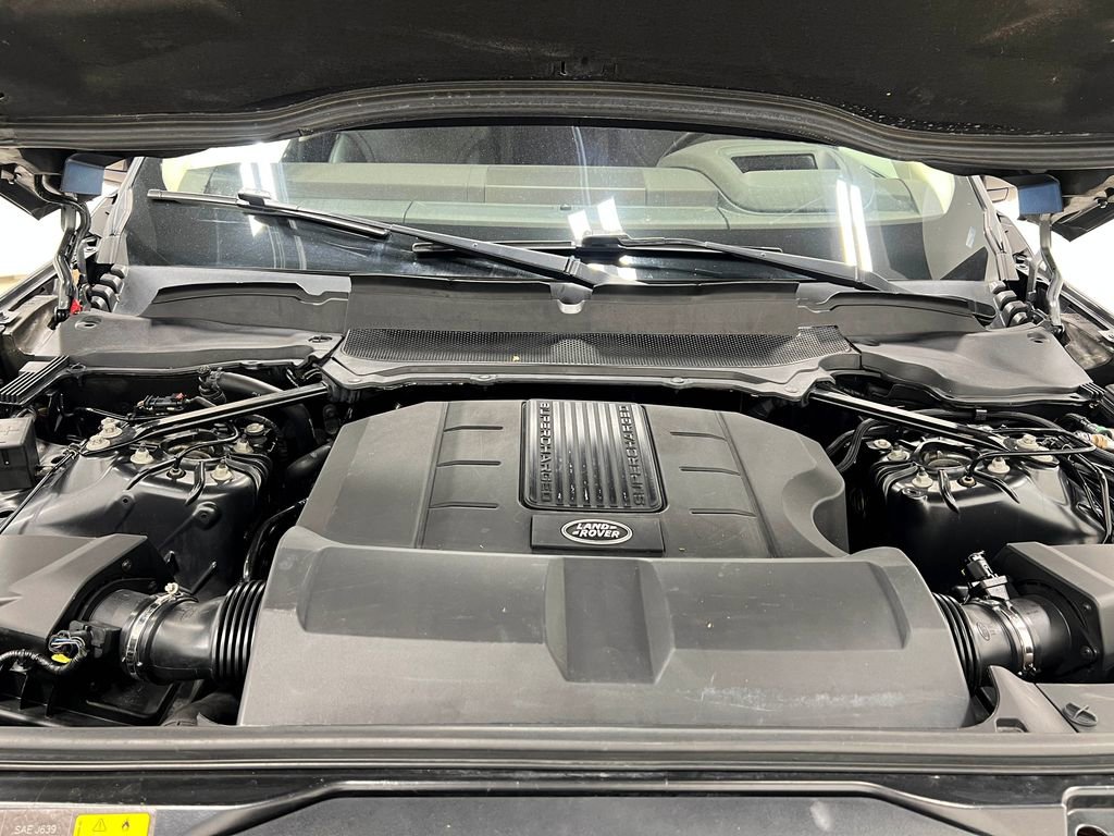 Used 2018 Land Rover Discovery HSE Luxury AWD/4WD image 31