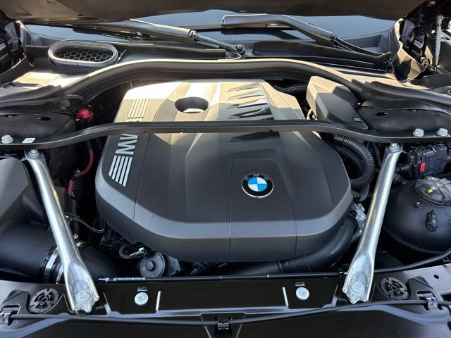 Used 2026 BMW 740i RWD image 30