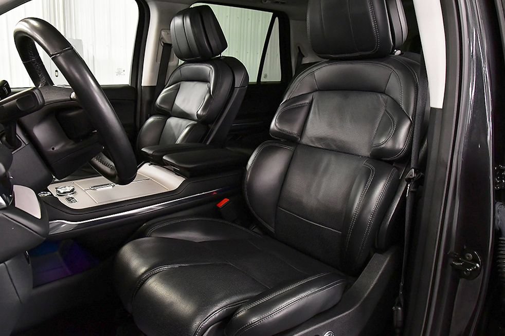 Used 2025 Lincoln Navigator Reserve AWD/4WD image 26