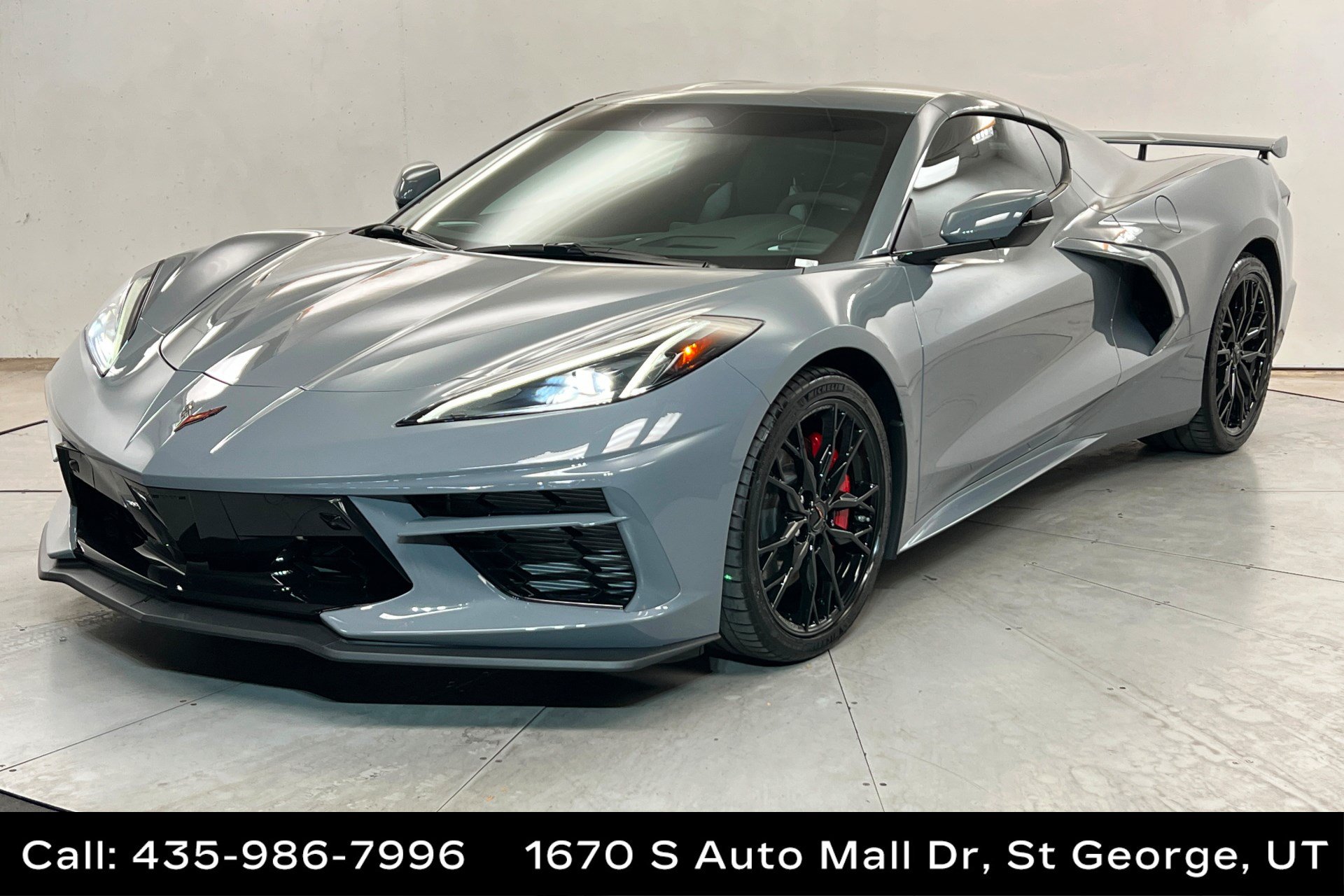 Used 2025 Chevrolet Corvette Stingray Preferred Cpe w/ Z51 Performance Package RWD image 1