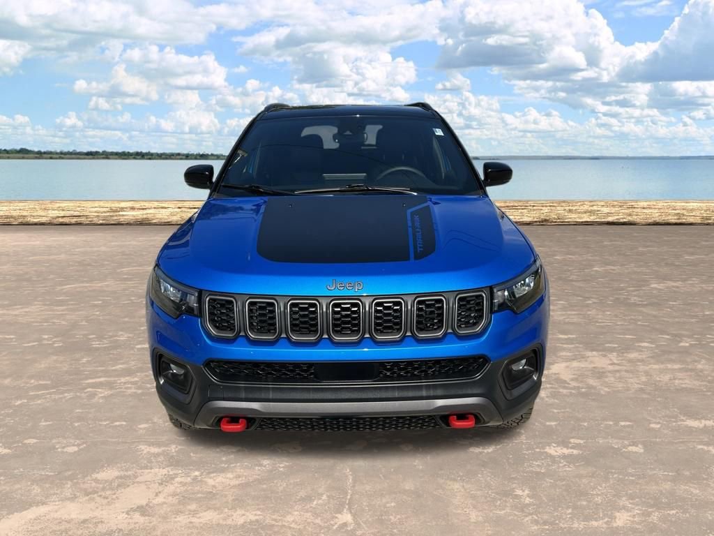 Used 2024 Jeep Compass Trailhawk image 13