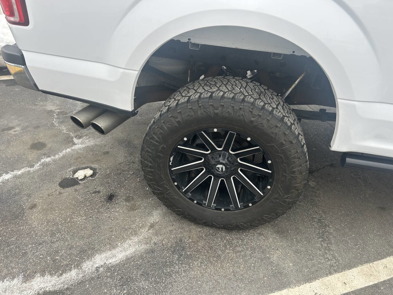 Used 2019 Ford F150 XLT w/ Trailer Tow Package image 18