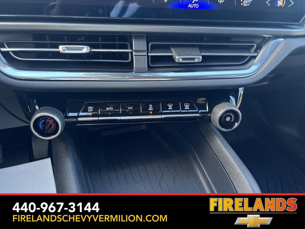 New 2026 Chevrolet Equinox EV LT image 27