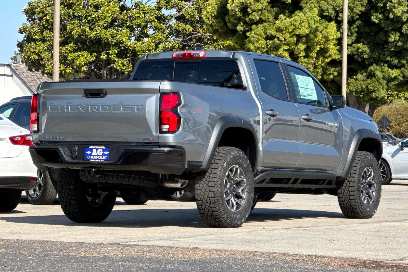 New 2026 Chevrolet Colorado ZR2 w/ Technology Package AWD/4WD image 6