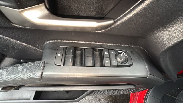 Used 2025 Toyota Tacoma TRD Sport AWD/4WD image 14