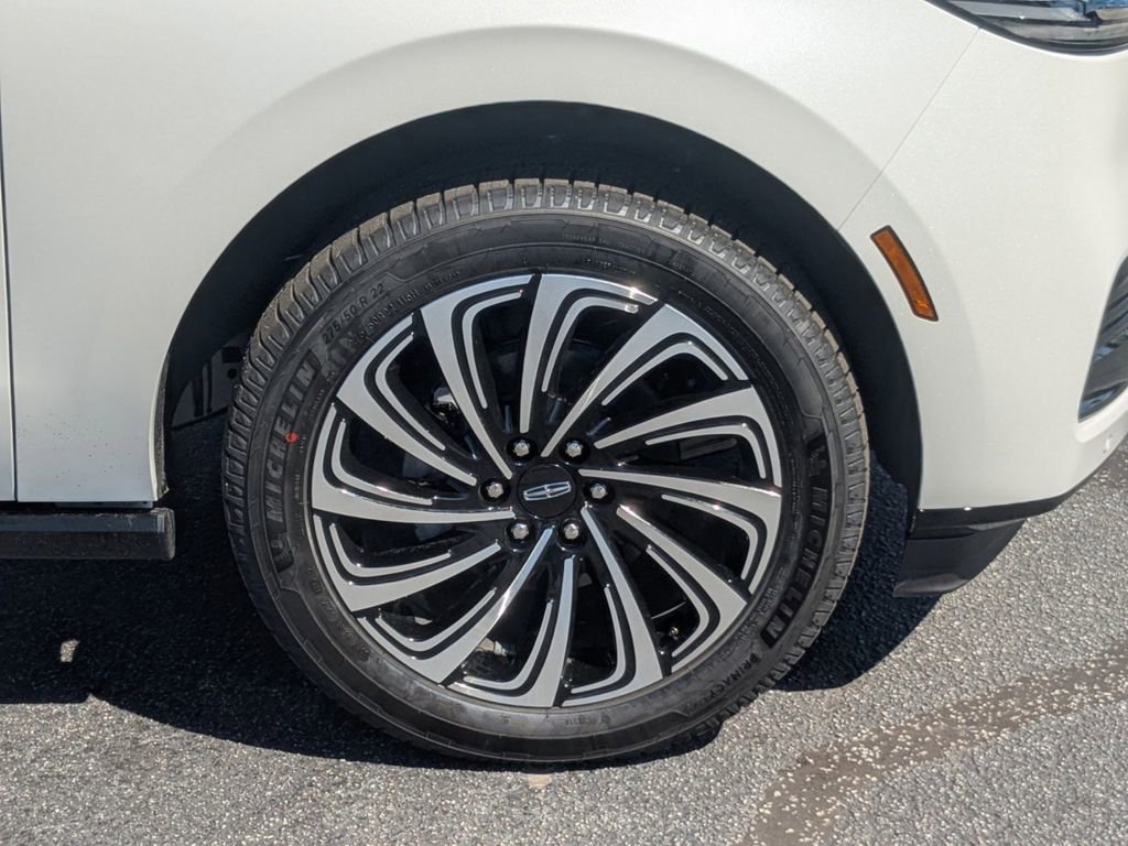 New 2026 Lincoln Navigator Black Label image 11