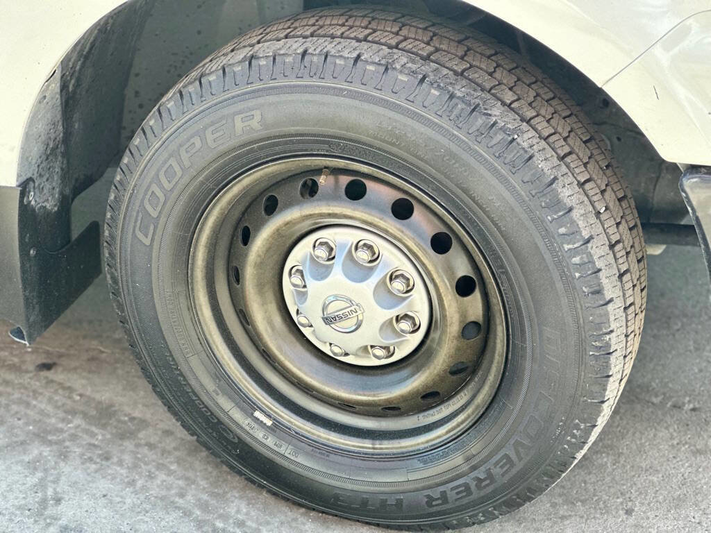 Used 2021 Nissan NV 2500 SV image 4