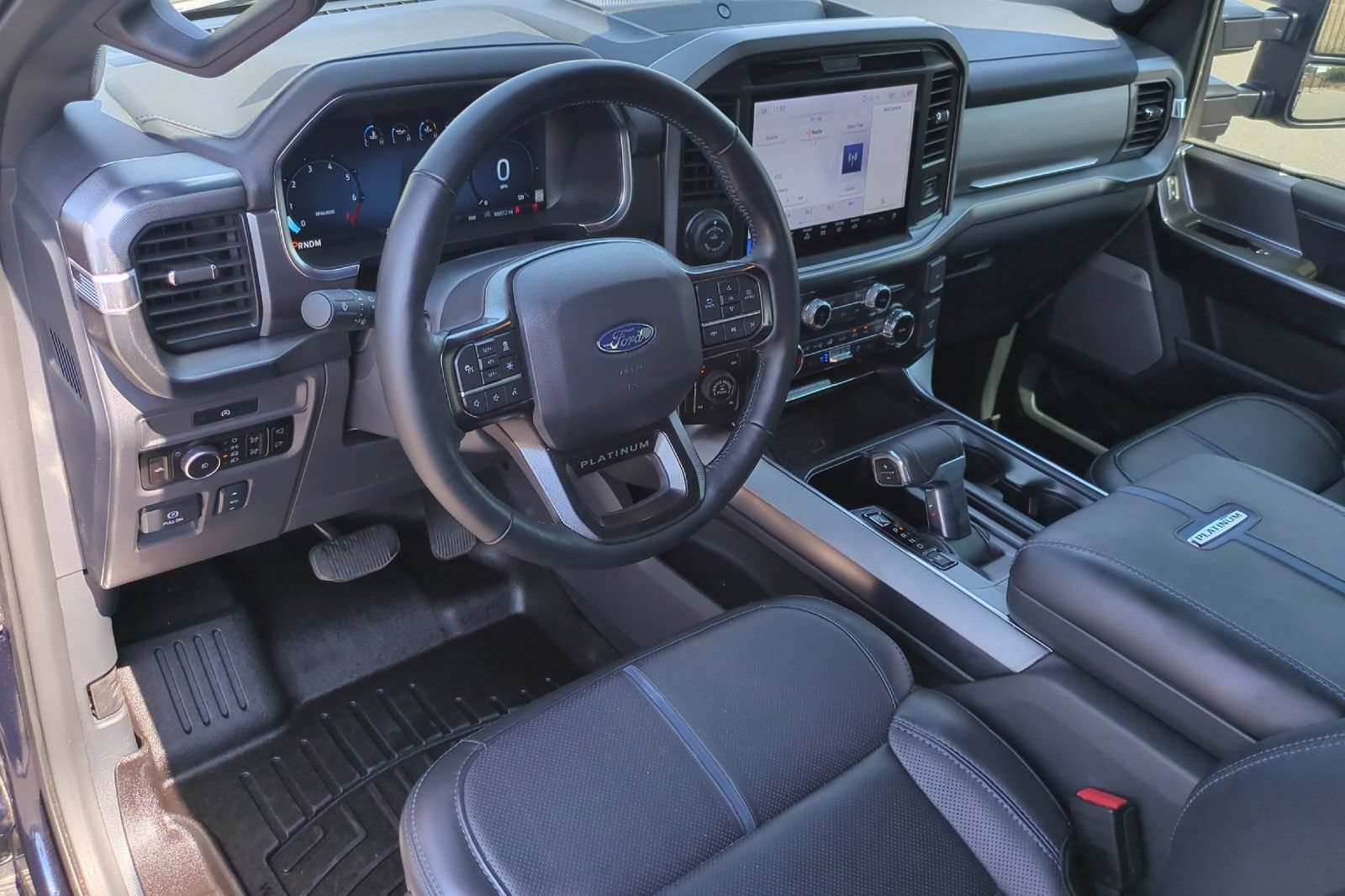 Used 2025 Ford F150 Platinum AWD/4WD image 9