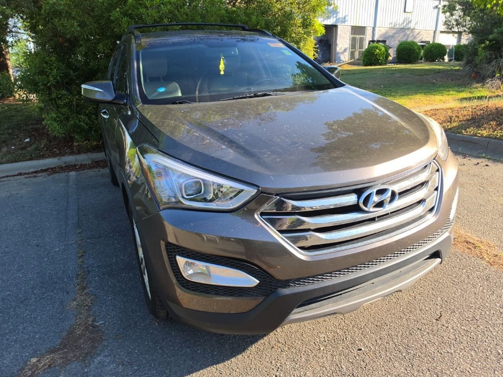 Used 2013 Hyundai Santa Fe Sport 2.0T FWD image 2