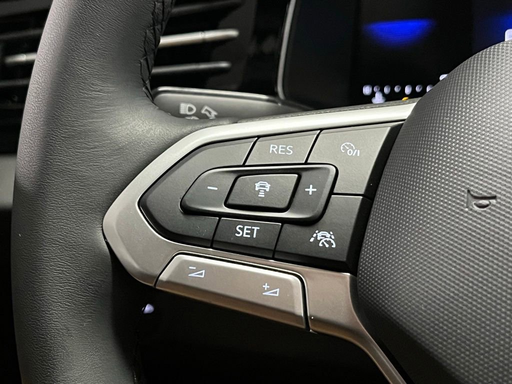 Used 2026 Volkswagen Jetta Sport FWD image 20