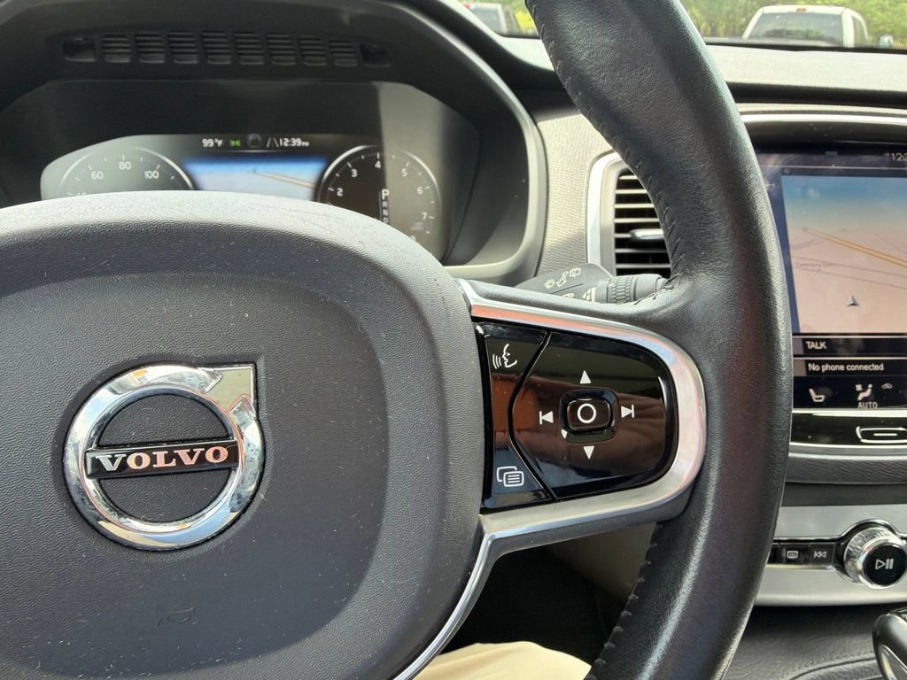 Used 2017 Volvo XC90 T6 Momentum w/ Vision Package AWD/4WD image 8