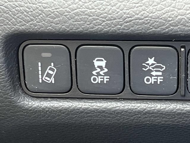 Used 2017 Acura RLX w/ Technology Package FWD image 35
